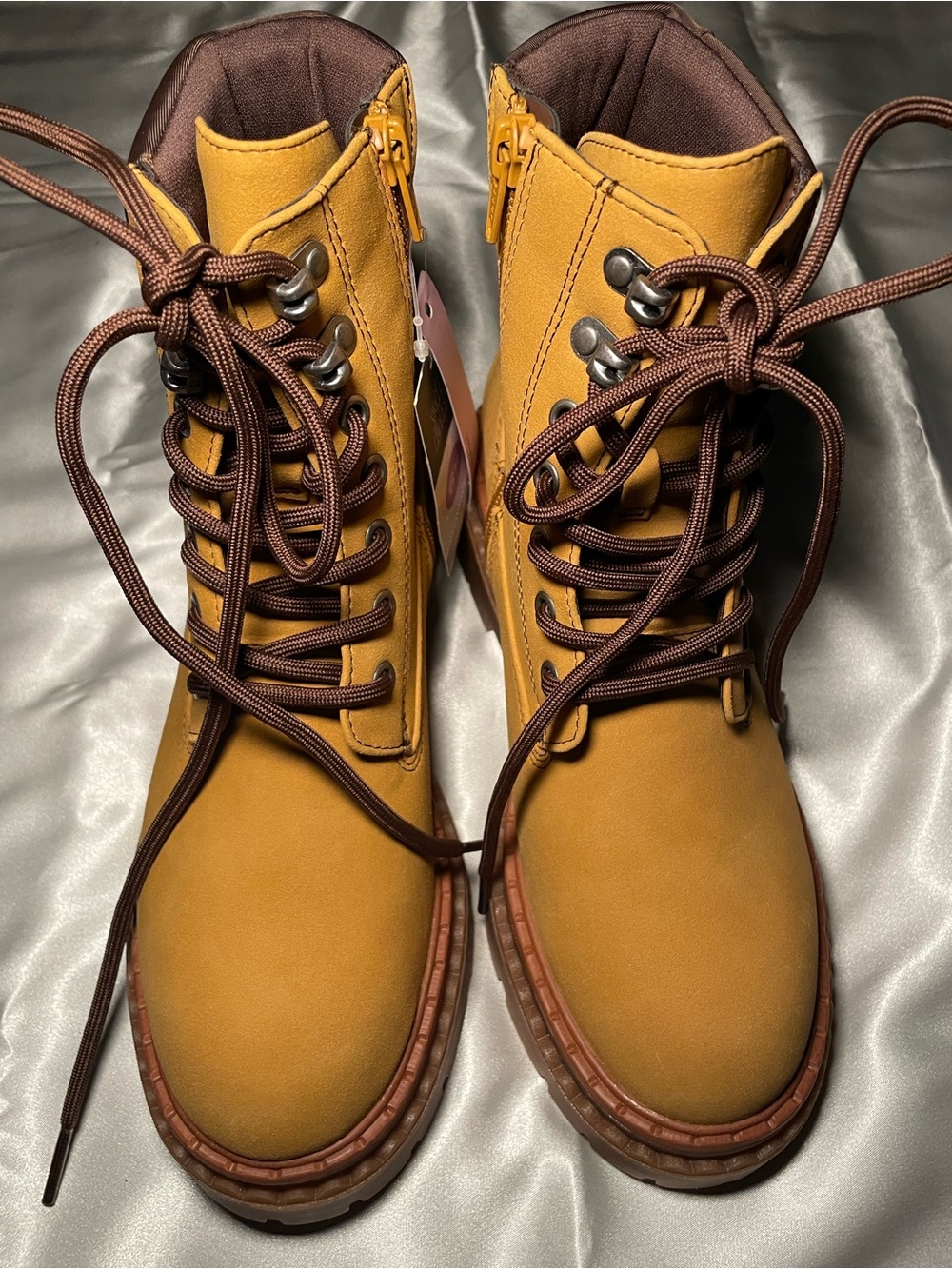 Wild Fable Tan/Brown Combat Ankle Boots Lace-Up Side Zip Memory Foam 6.5